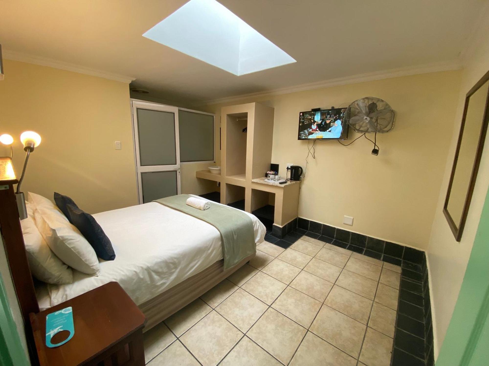 Green Door Guesthouse Mossel Bay Rom bilde