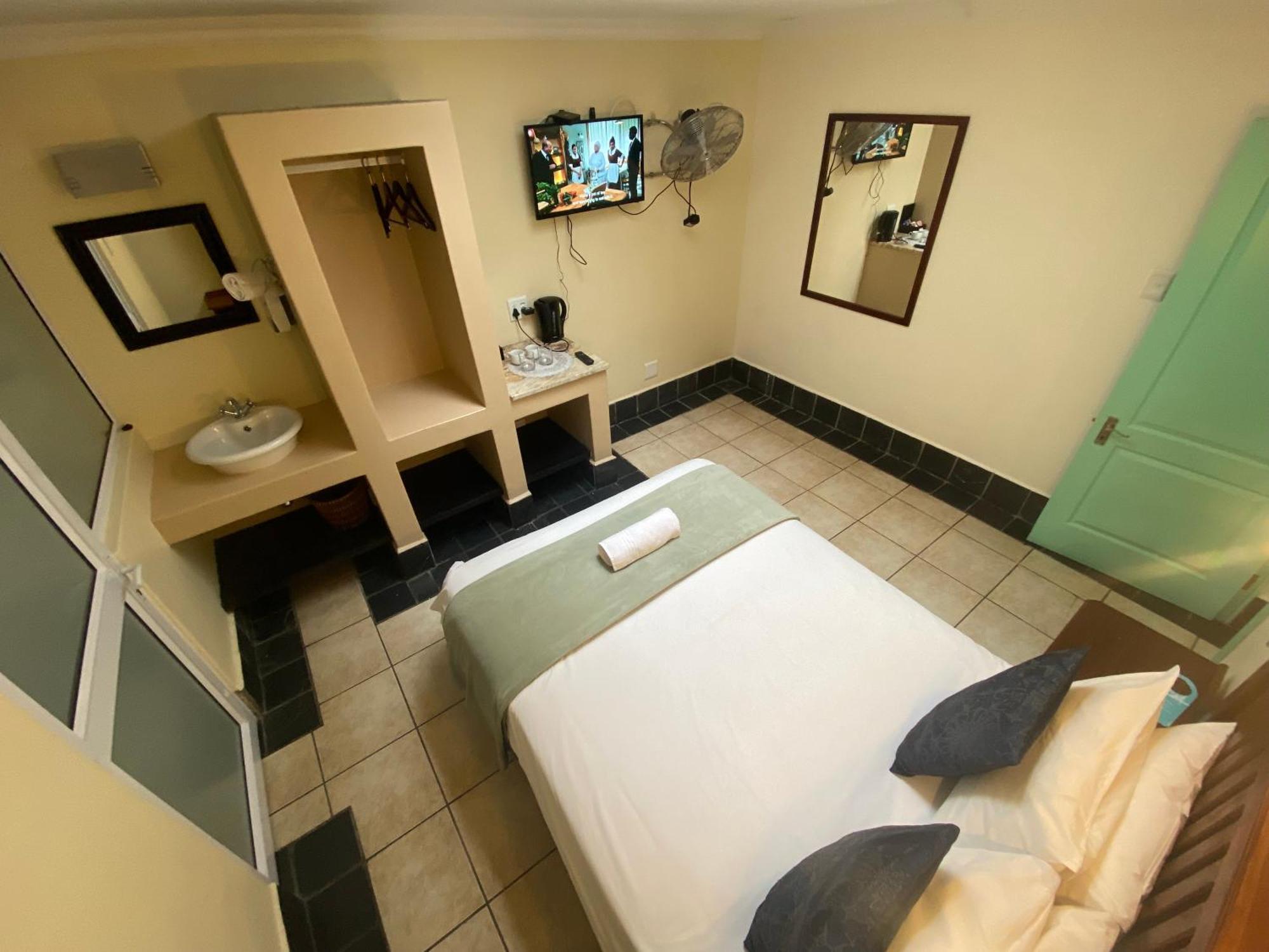 Green Door Guesthouse Mossel Bay Rom bilde